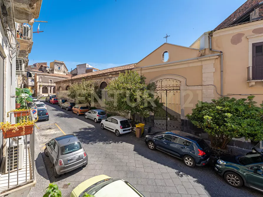 Immagine 25 di Appartamento in vendita  in Via Serravalle 42 a Catania