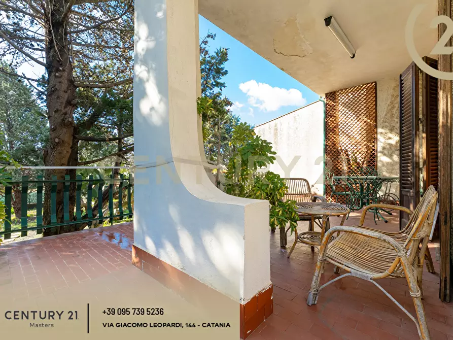 Immagine 62 di Villa in vendita  in Via Francesco Durante 11 a Pedara