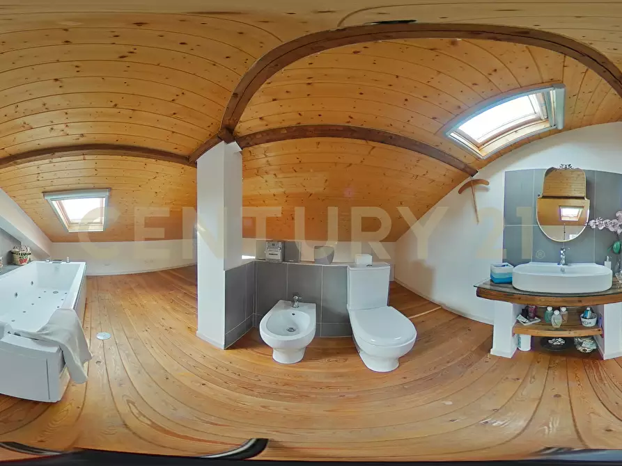 Immagine 71 di Appartamento in vendita  in Via Giovanni Guglielmino 74 a Tremestieri Etneo