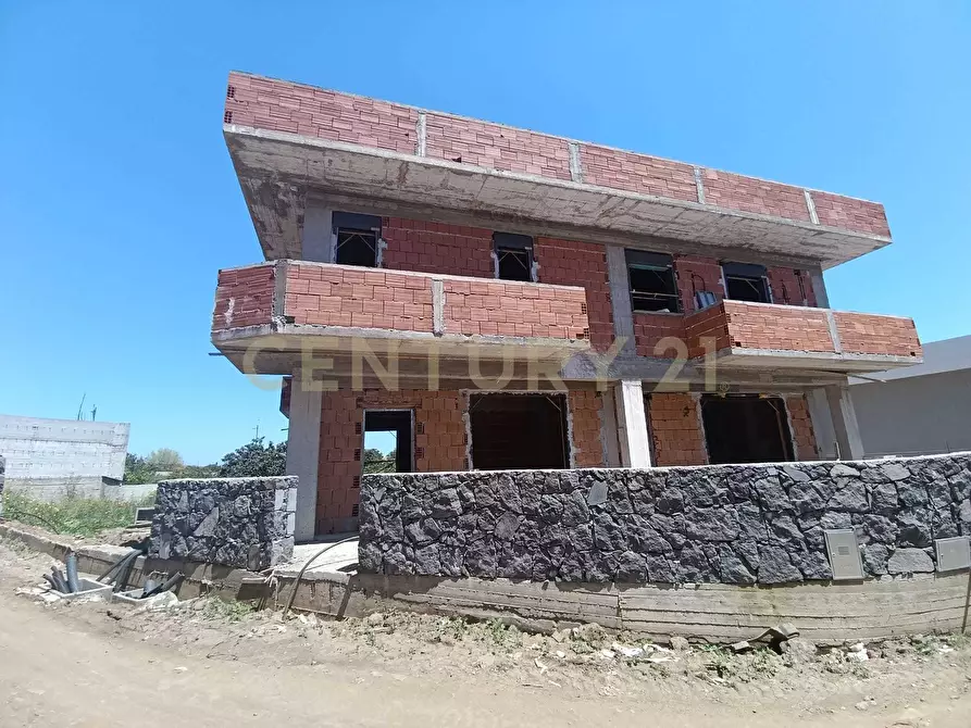 Immagine 27 di Casa bifamiliare in vendita  in VIA LEONCAVALLO 7 a Aci Sant'antonio