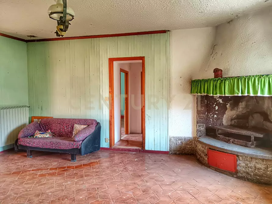 Immagine 5 di Rustico / casale in vendita  in località i chiostri a Piancastagnaio