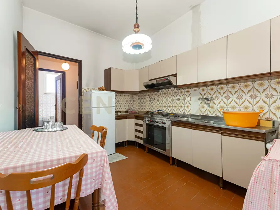 Immagine 37 di Palazzo in vendita  in Via Sebastiano Catania 284 a Catania