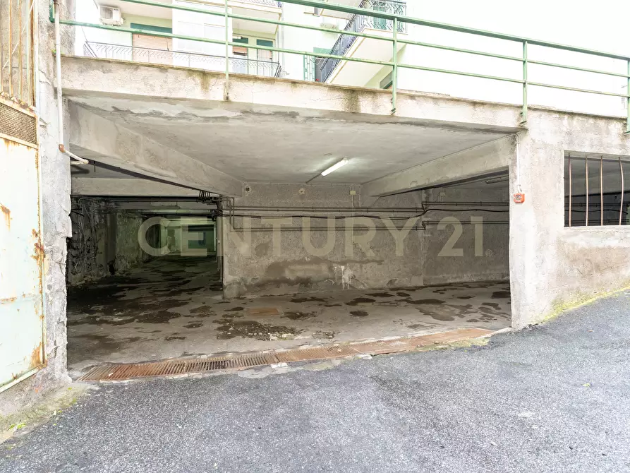 Immagine 6 di Magazzino in vendita  in Via del Bosco 407 a Catania