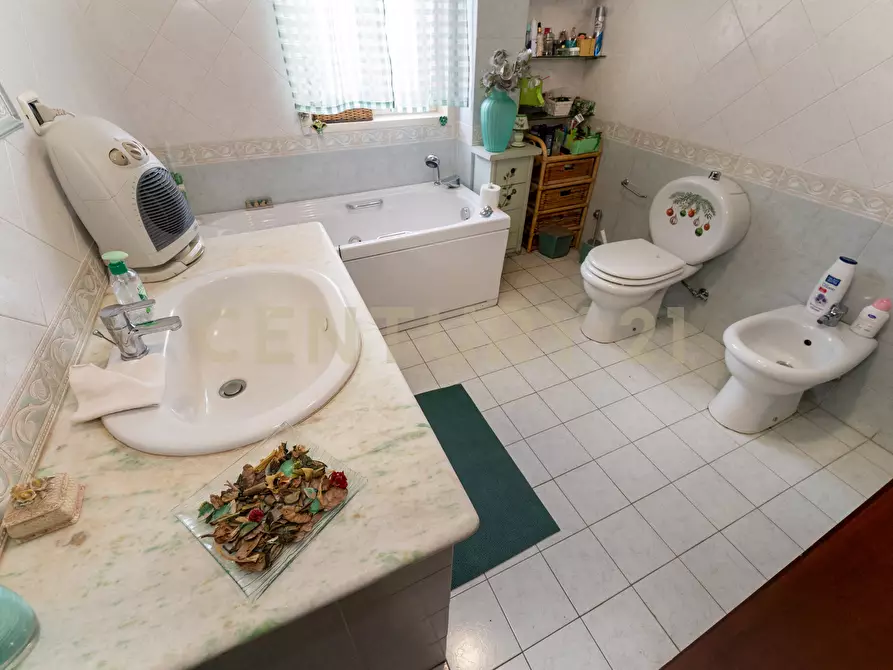 Immagine 39 di Quadrilocale in vendita  in Via Marcellino Giuseppe 19 a Catania