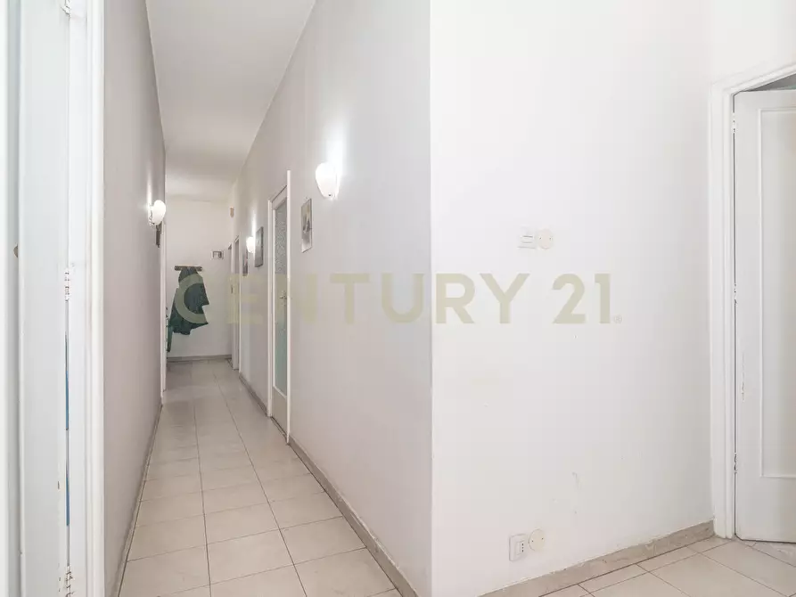 Immagine 17 di Appartamento in vendita  in Via Francesco Crispi 2 a Caltagirone