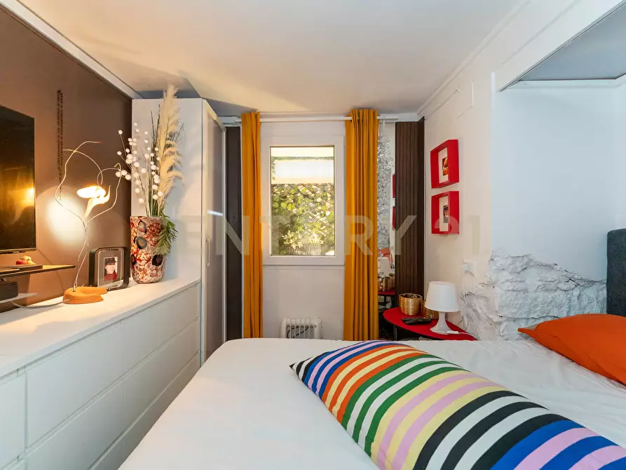 Immagine 32 di Bilocale in vendita  in Via Vittorio Emanuele Orlando 125 a Catania