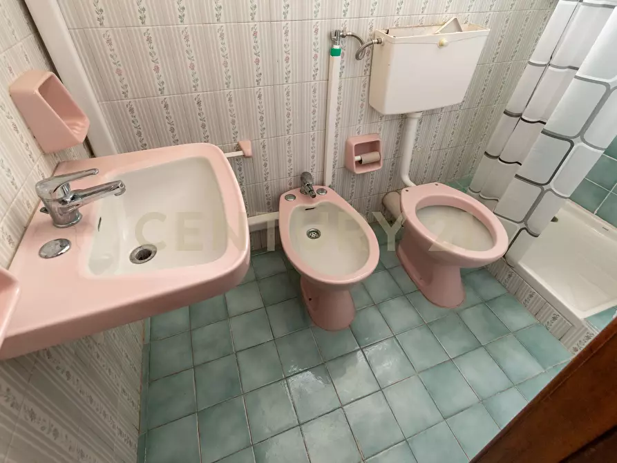 Immagine 30 di Pentalocale in vendita  in Via Epicarmo 196 a Augusta