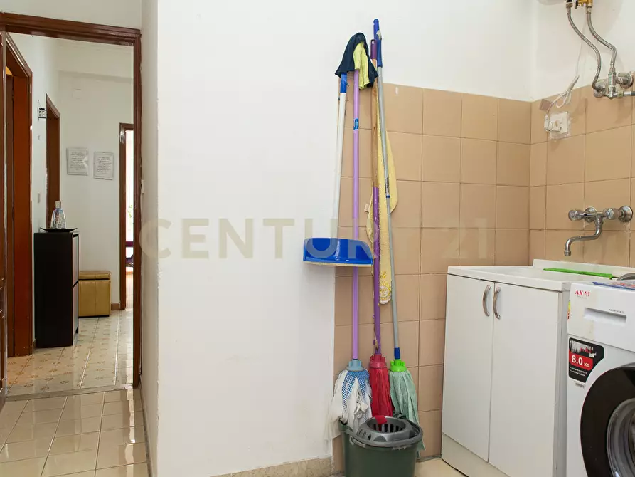 Immagine 15 di Bilocale in vendita  in Via Madonna di Fatima 71 a Gravina Di Catania