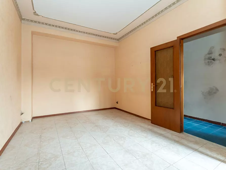 Immagine 41 di Pentalocale in vendita  in Via Edmondo de Amicis 62 a Catania