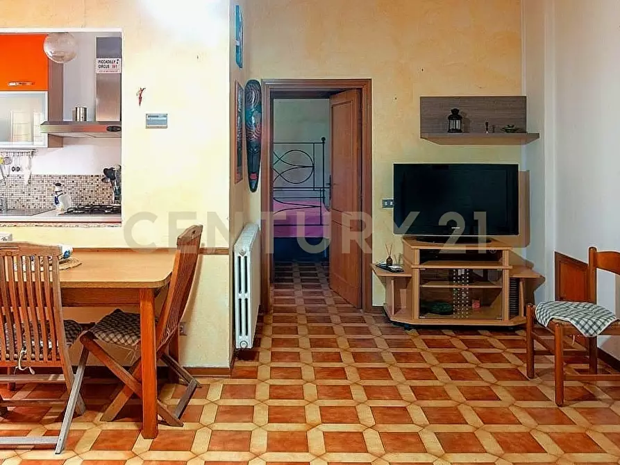 Immagine 6 di Bilocale in vendita  in Via Amiata 132 a Castiglione D'orcia