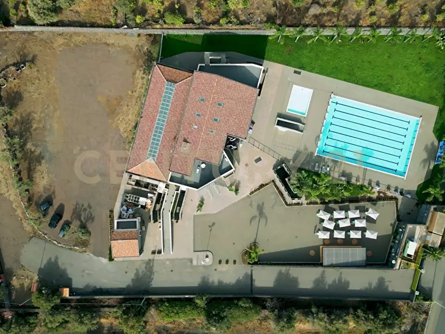 Immagine 2 di Attività commerciale in vendita  in Via Napoli sn a Aci Castello