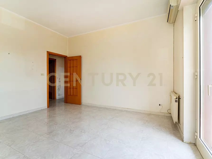 Immagine 20 di Pentalocale in vendita  in Via Stefano Vitale 12 a Catania