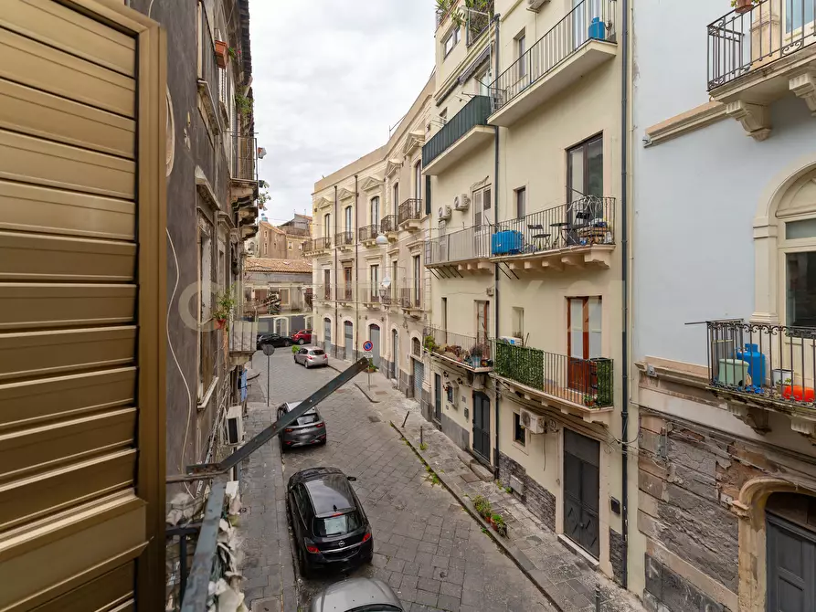 Immagine 13 di Quadrilocale in vendita  in Via Carnazza Amari 7 a Catania