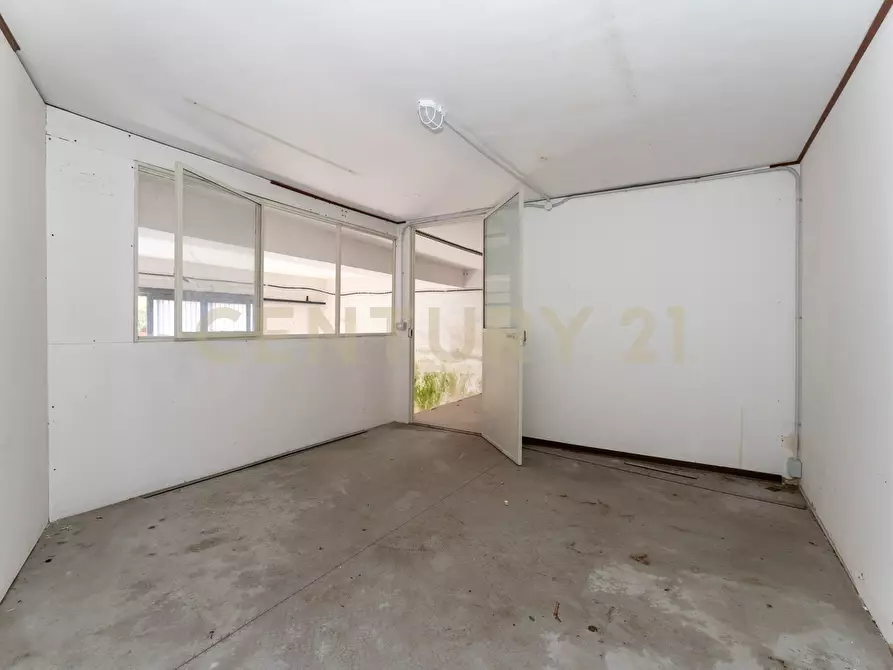 Immagine 26 di Casa indipendente in vendita  in CORSO SAN VITO 141 a Catania