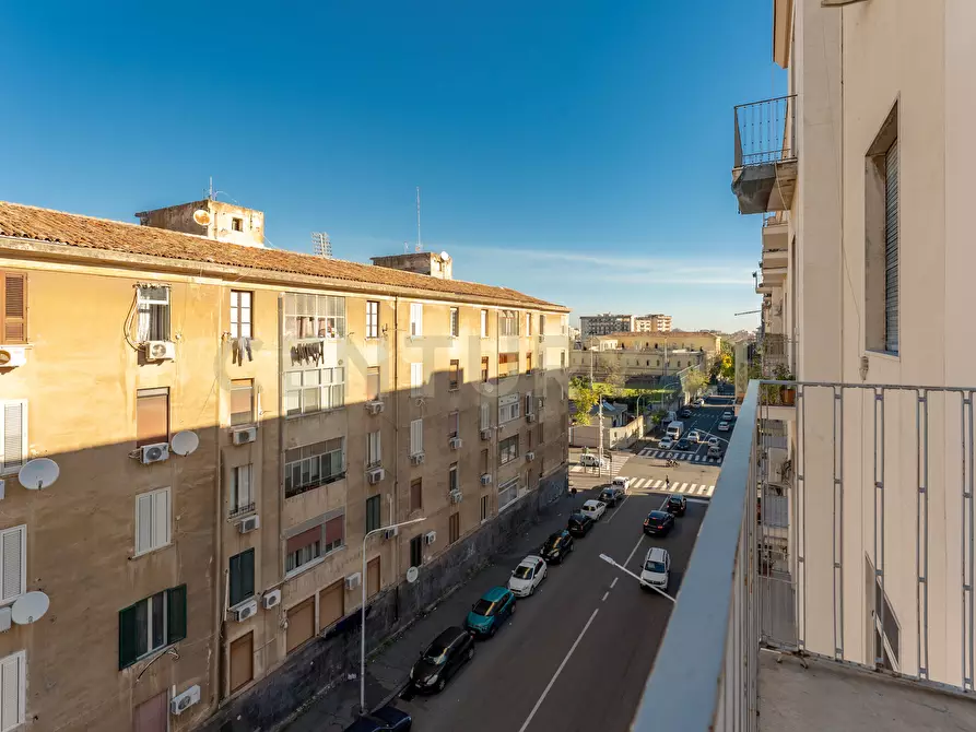 Immagine 20 di Quadrilocale in vendita  in Via Ammiraglio Toscano 5 a Catania