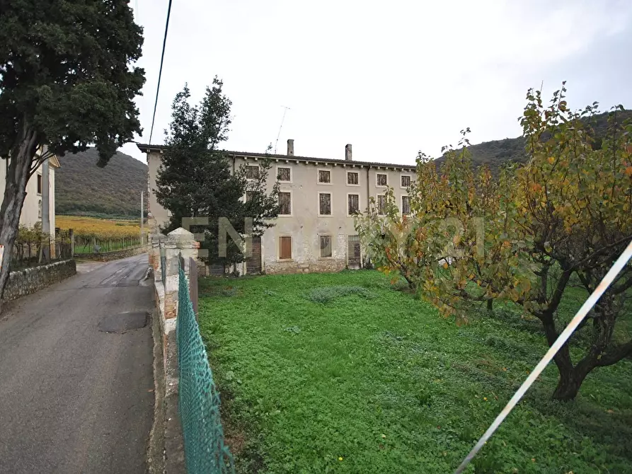 Immagine 30 di Rustico / casale in vendita  in Via Squaranto 6 a Verona