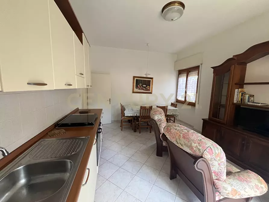 Immagine 4 di Pentalocale in vendita  in via delle ginevre 32a a Grosseto