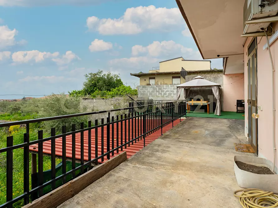 Immagine 34 di Quadrilocale in vendita  in Via Pompeo Vecchio 29 a Mascalucia