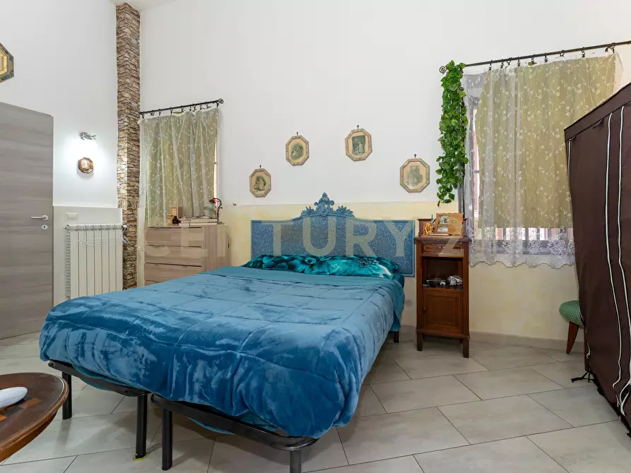 Immagine 14 di Bilocale in vendita  in via adelia 98 a Catania