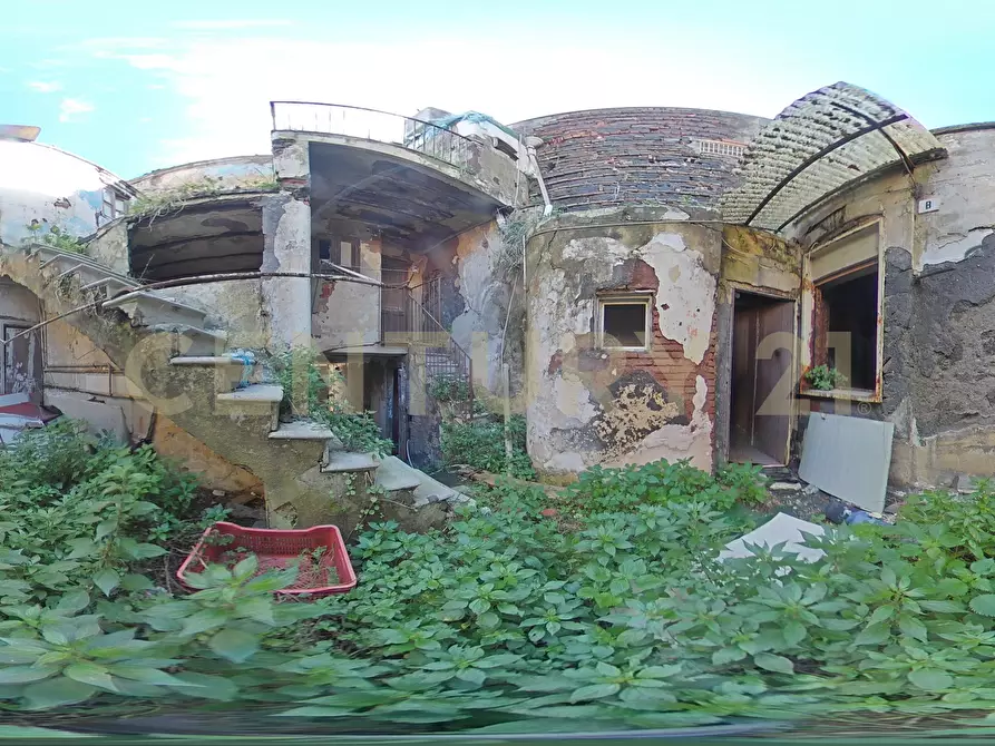 Immagine 42 di Casa indipendente in vendita  in Via Zia Lisa 252 a Catania