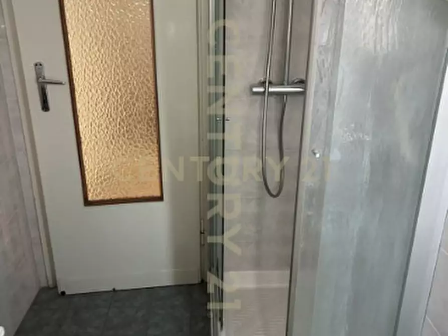 Immagine 11 di Trilocale in vendita  in Via Pier Fortunato Calvi 49 a Verona