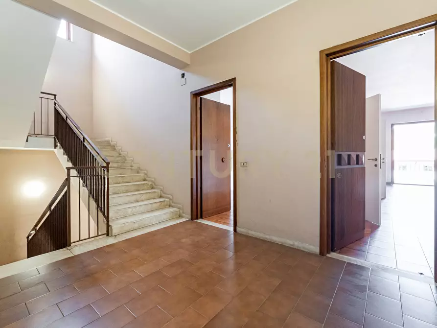 Immagine 7 di Trilocale in vendita  in Via Nazionale a Aci Castello