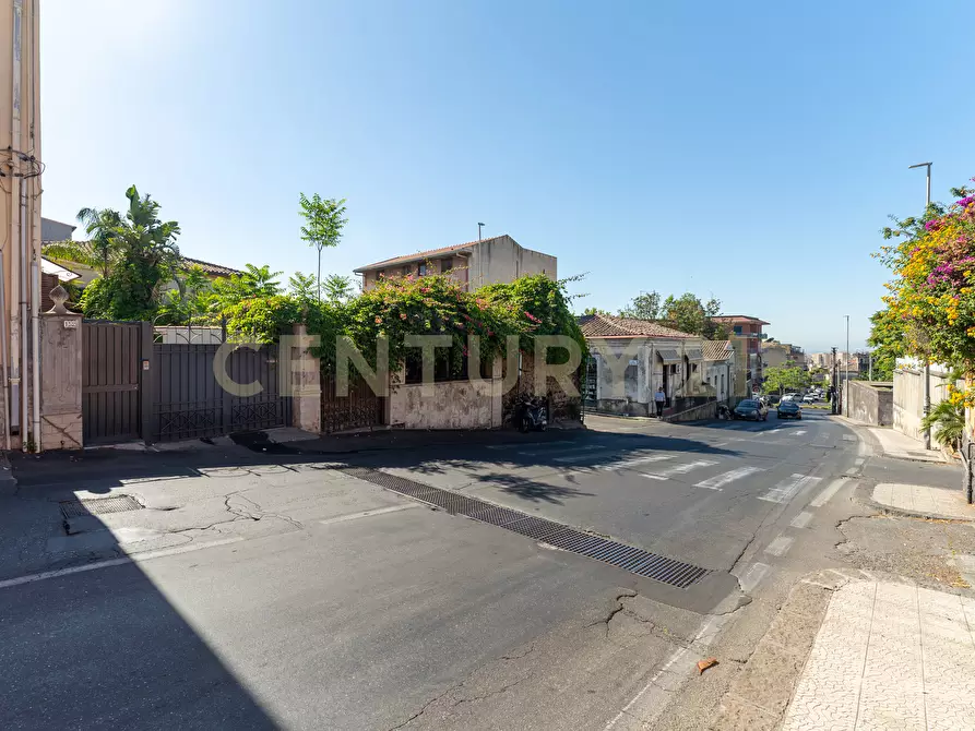 Immagine 2 di Villa in vendita  in Via Galermo 152 a Catania