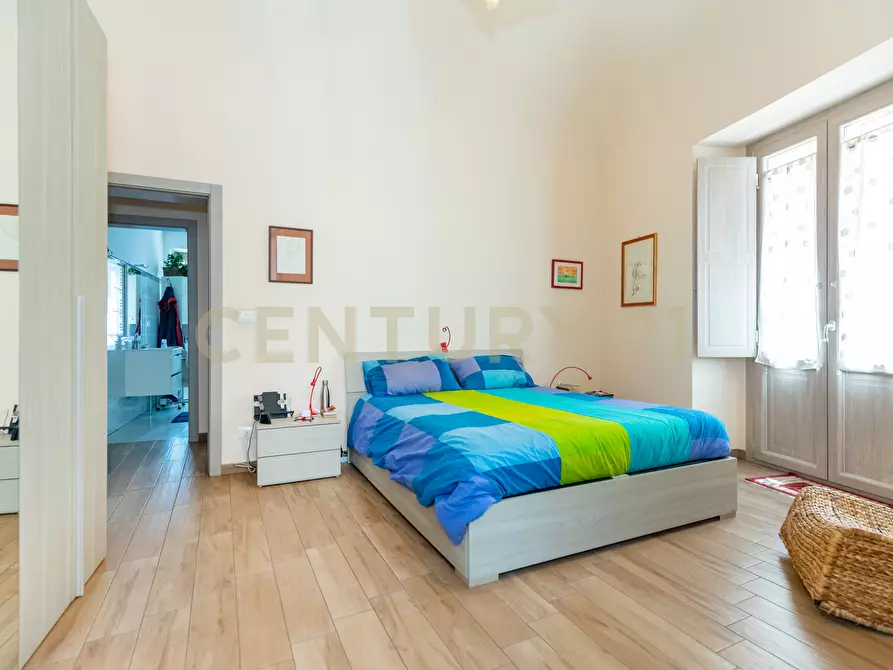 Immagine 41 di Pentalocale in vendita  in Via Recupero 38 a Catania