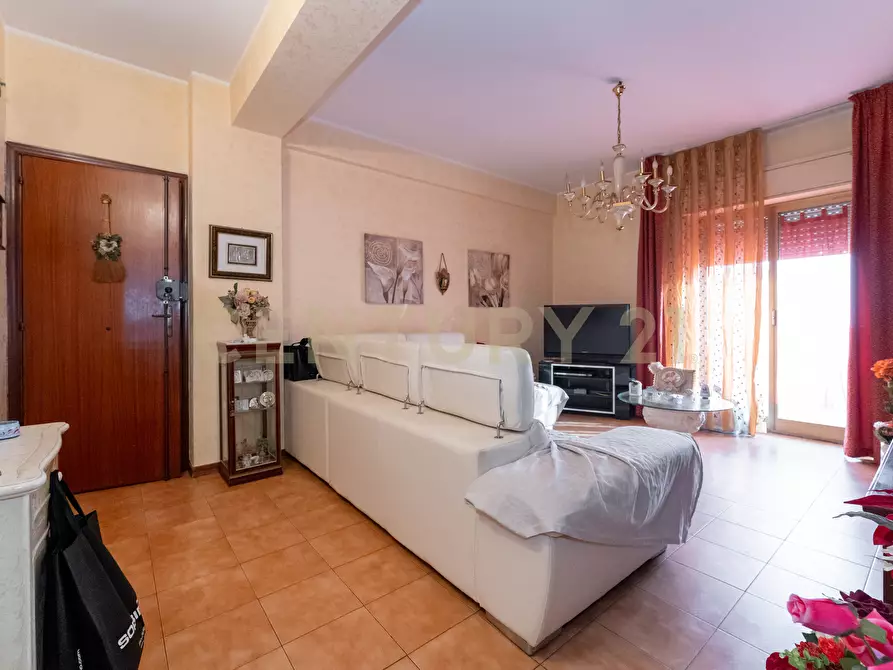 Immagine 9 di Trilocale in vendita  in VIA IDRIA 37 a Tremestieri Etneo