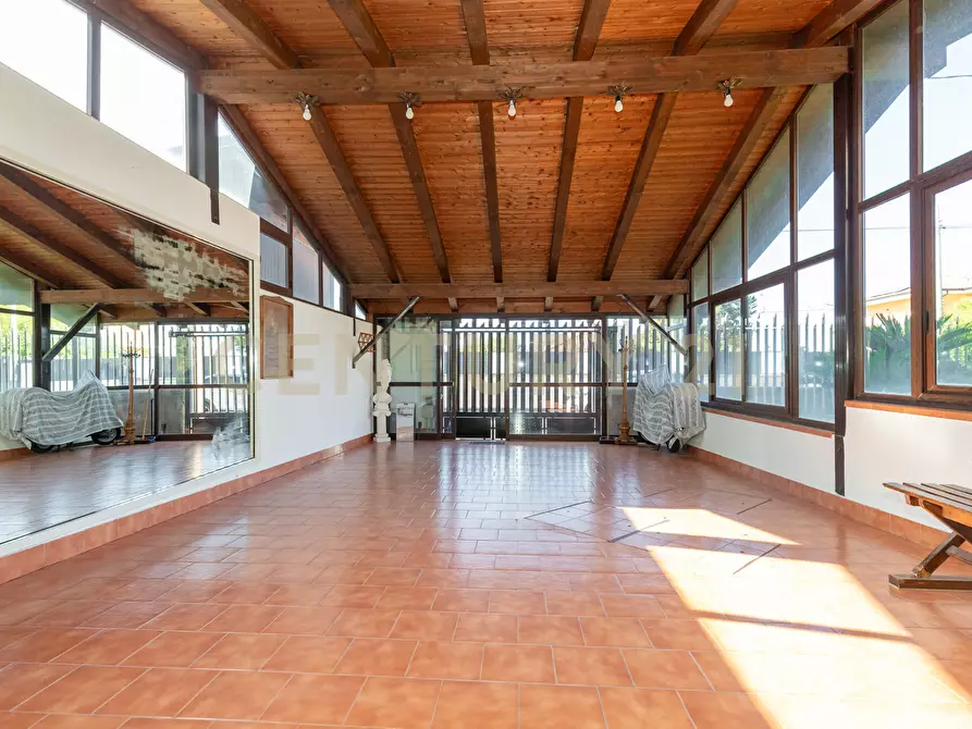 Immagine 40 di Villa in vendita  in Via Salemi 19 a Mascalucia