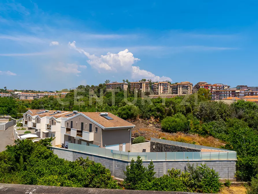 Immagine 62 di Pentalocale in vendita  in Via Madonna delle Lacrime 64 a Catania