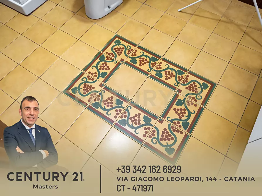 Immagine 28 di Bilocale in vendita  in Via Fornaciai 12 a Catania