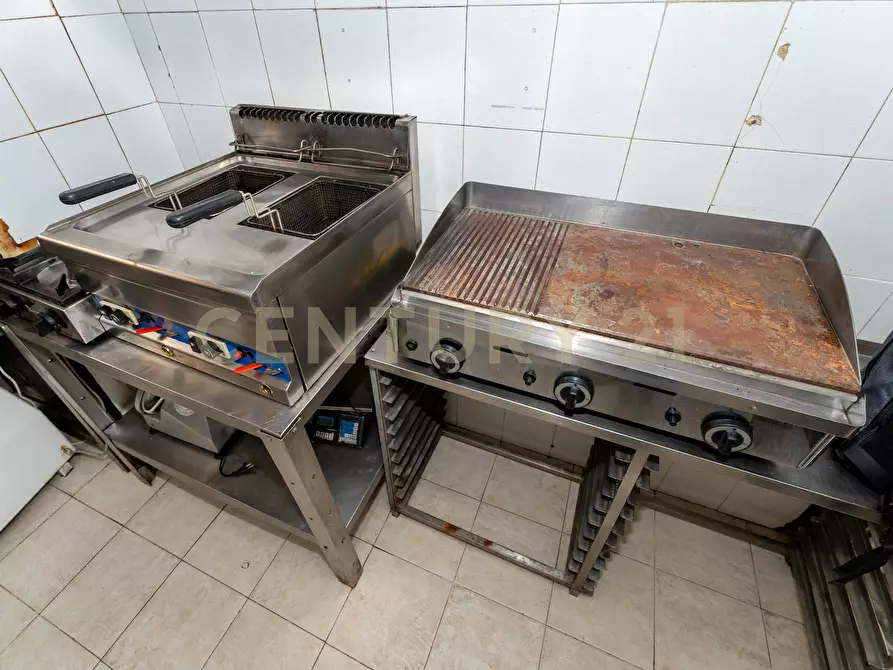 Immagine 19 di Pizzeria / Pub in vendita  in Via Duca Degli Abruzzi 1666 a Catania