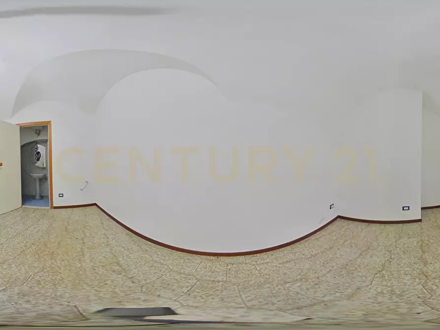 Immagine 25 di Attività artigianale in vendita  in Via Pietro Calanna 7 a Bronte