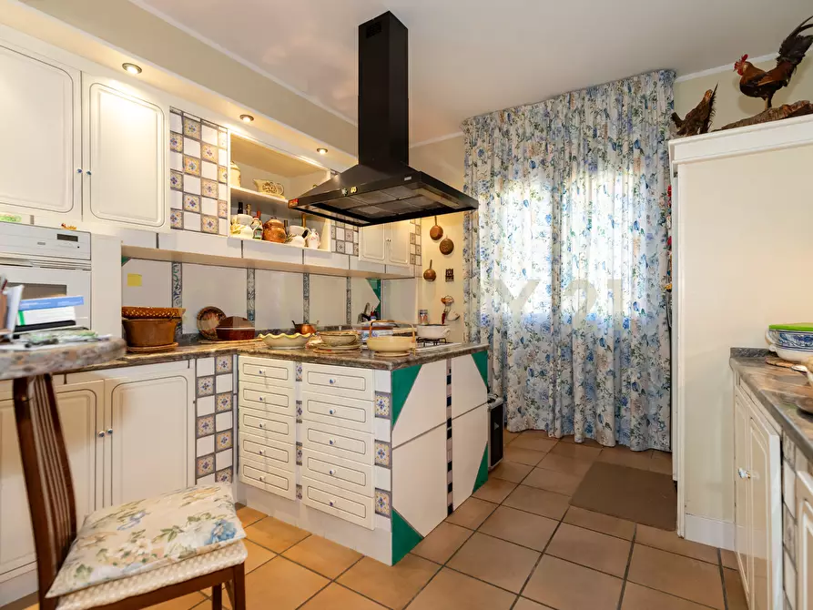 Immagine 62 di Villa in vendita  in Via Salemi 19 a Mascalucia