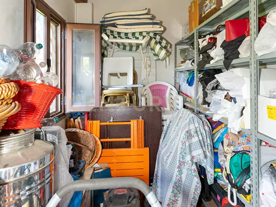 Immagine 22 di Villa in vendita  in Via Salemi 19 a Mascalucia