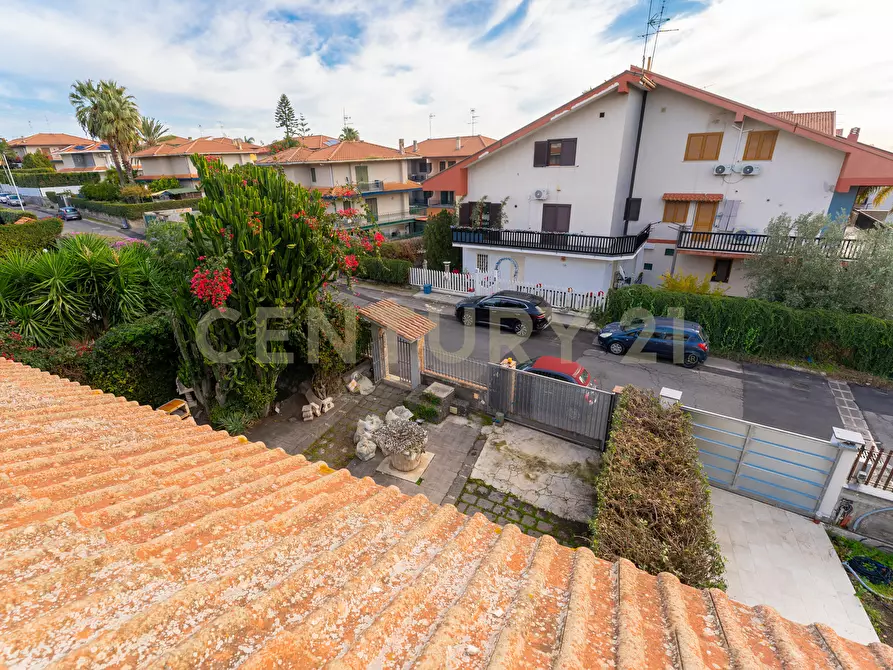 Immagine 57 di Casa bifamiliare in vendita  in Via Sebastiano Grasso 14 a Aci Catena