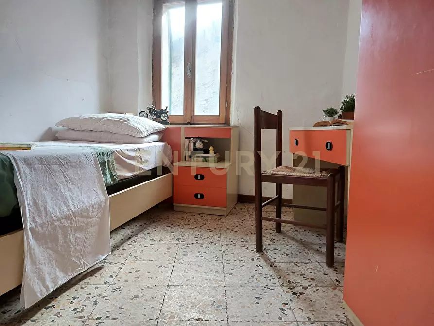Immagine 2 di Bilocale in vendita  in Via Pinelli 9 a Abbadia San Salvatore