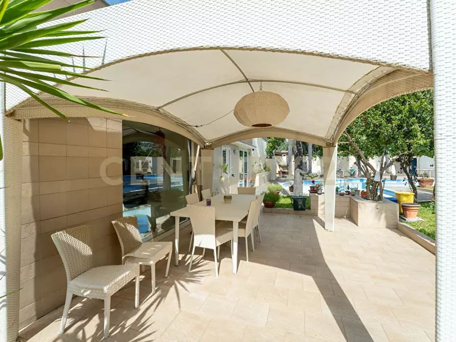 Immagine 9 di Villa in vendita  in Via G. Pezzana 11 a Aci Castello