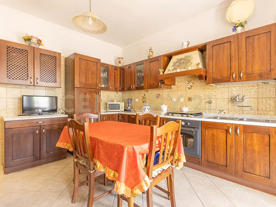 Immagine 8 di Trilocale in vendita  in Via Francavilla Fontana 37 a Roma