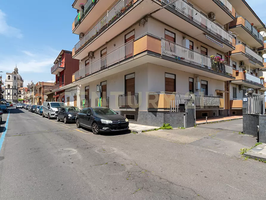 Immagine 6 di Quadrilocale in vendita  in Via Croce 72 a Aci Catena