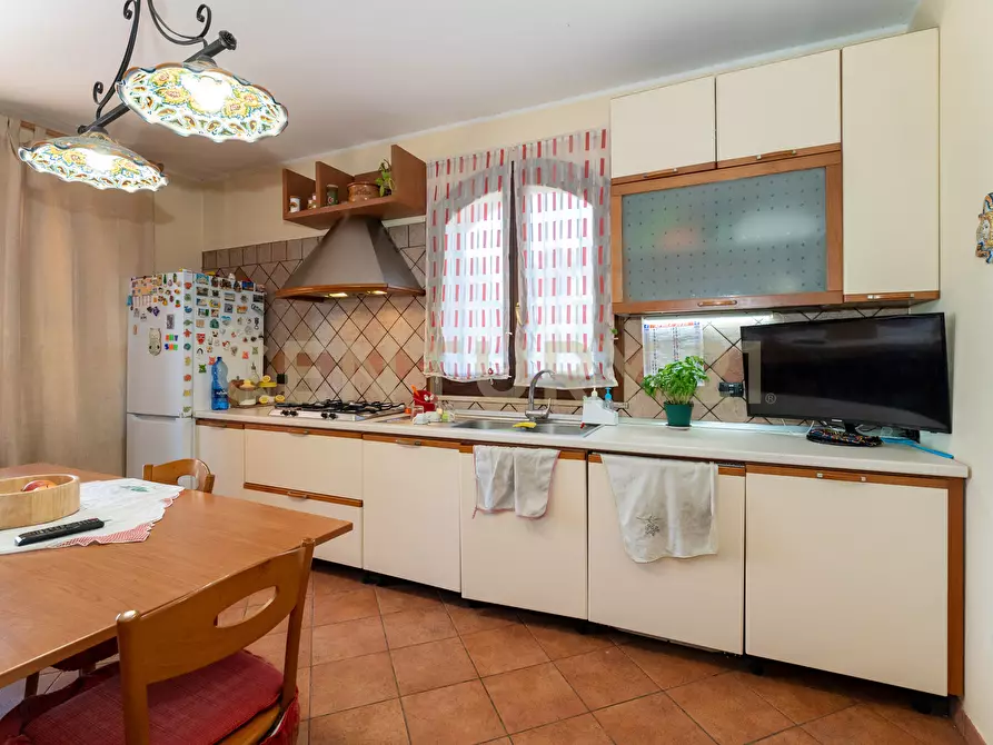 Immagine 16 di Villa in vendita  in Via Alcaloro Petrone 47 a Viagrande