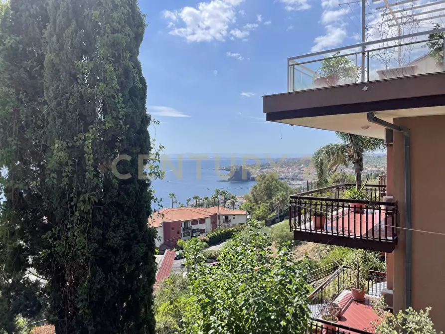 Immagine 23 di Villa in vendita  in manzella sn a Aci Castello