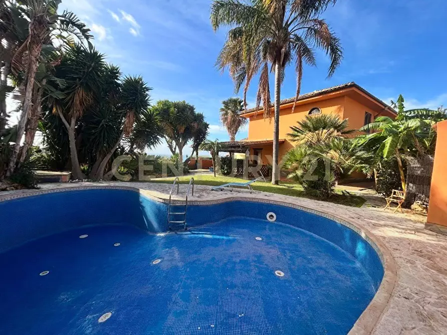 Immagine 23 di Villa in vendita  in Via Mandarino a Porto Empedocle