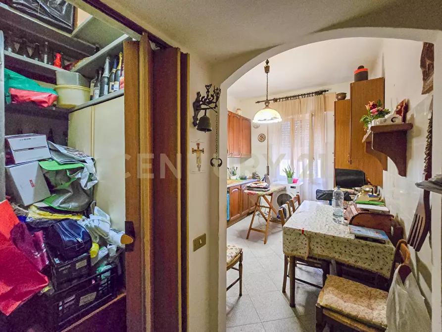 Immagine 8 di Trilocale in vendita  in Via Trento 7 a Orbetello