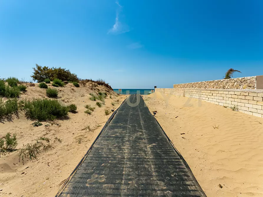 Immagine 9 di Villa in vendita  in Contrada Granelli 5 a Pachino