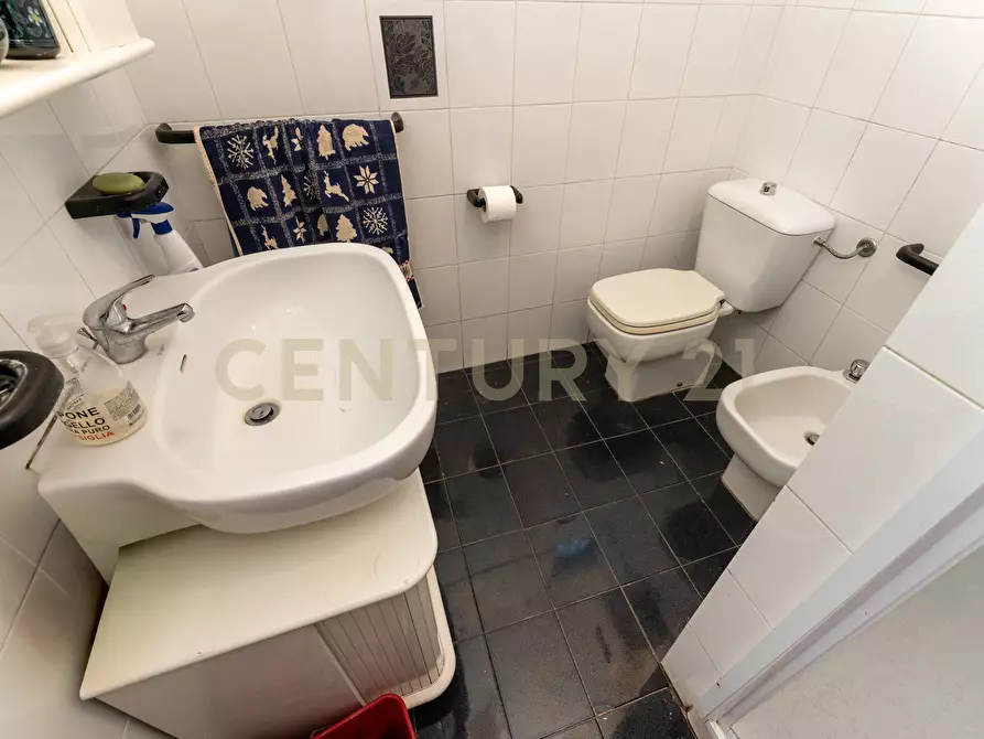 Immagine 48 di Villa in vendita  in Via Ottavia Penna 50 a Caltagirone