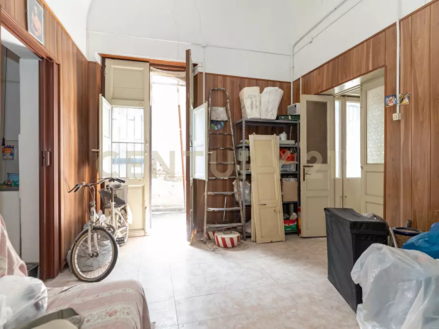 Immagine 9 di Trilocale in vendita  in Via Re Martino 56 a Catania