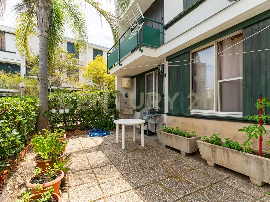 Immagine 13 di Pentalocale in vendita  in Via della Grotta 2 a Augusta