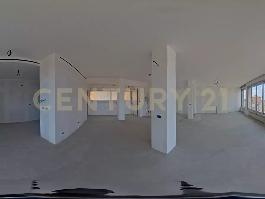 Immagine 6 di Quadrilocale in vendita  in Via dell'Olmata 30 a Roma